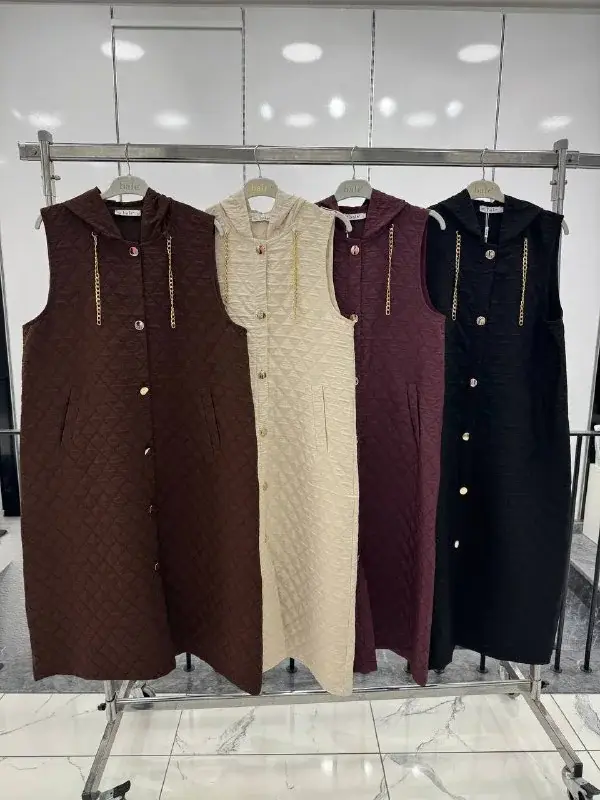 Quilted vest 10006-2, on the hanger