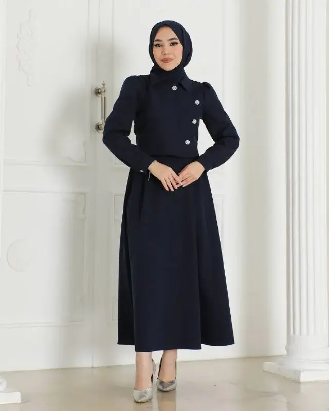 Skirt set 1012, worn by a model