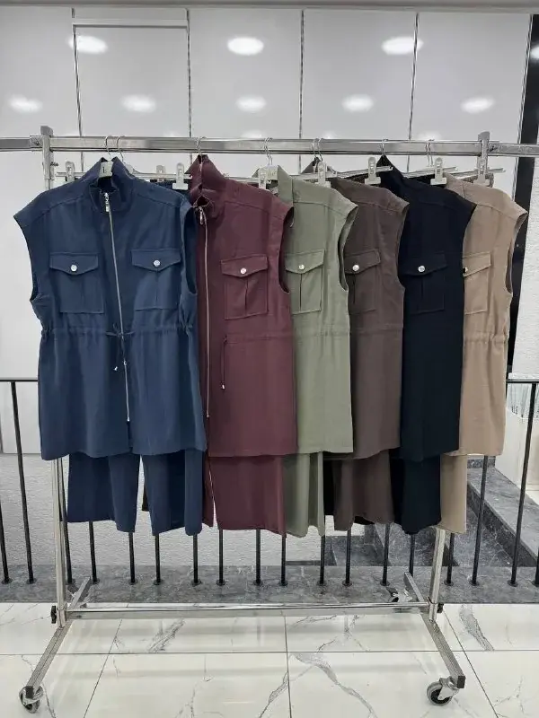 Vest set 10144, on the hanger