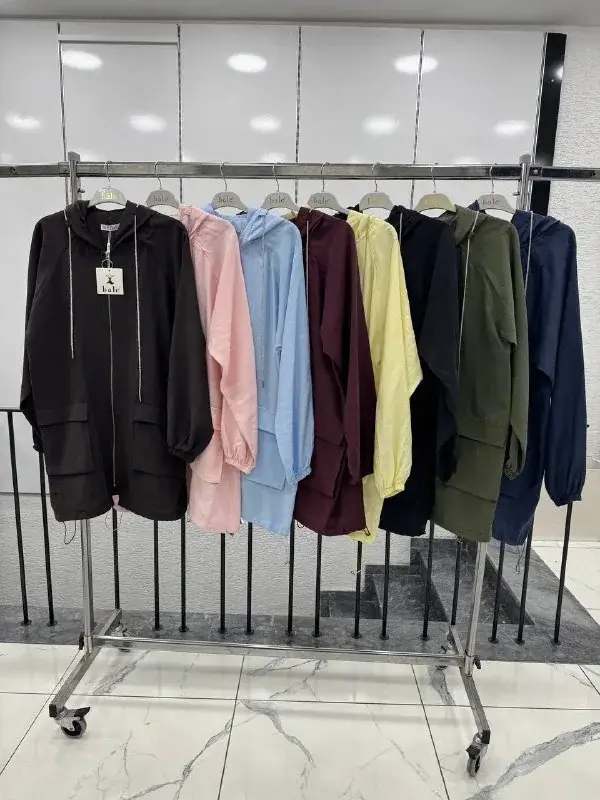 Hooded cape 10193, on the hanger