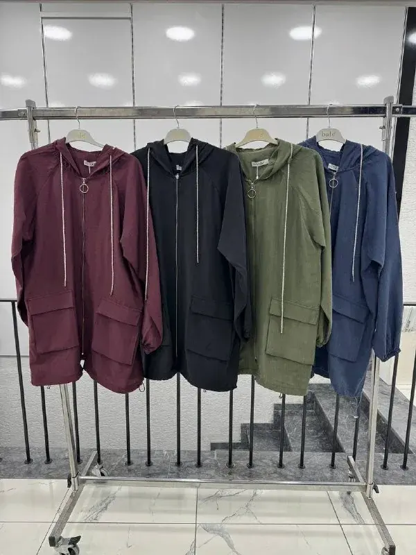 Hooded cape 10193, on the hanger (3)