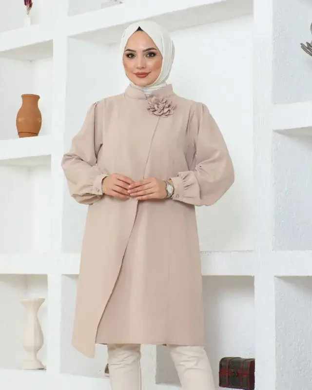 Tunic, worn by a model 2.5