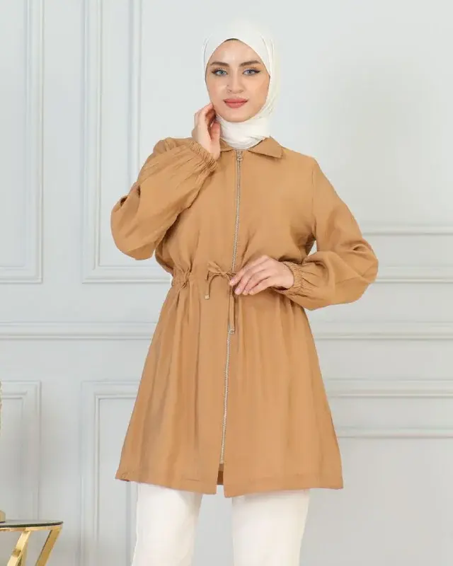 Zip jacket, worn by a model 8.2